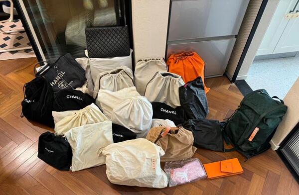 淮南市大通回收奢侈品衣服.jpg
